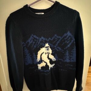 Old Navy Yeti Christmas sweater Boys size 14-16